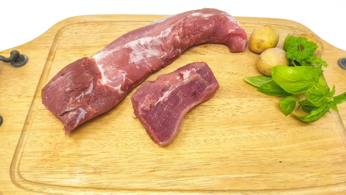 Frisches Schweinefilet - Zartes und vielseitiges Fleisch für Ihre Ger,  11,50 €