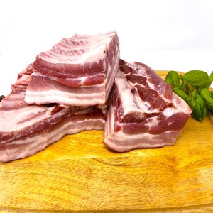 Schweinebauch im Stück